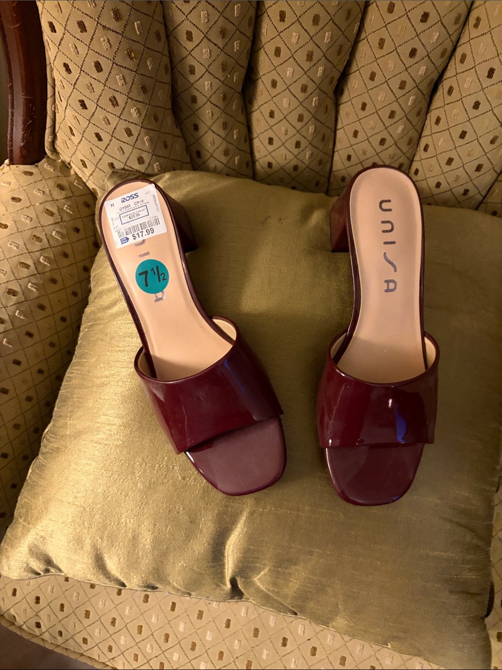 Unisa Women's Wine Patent Slide Mules